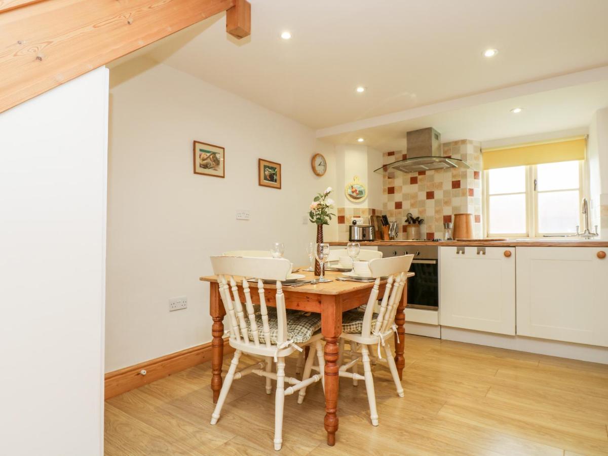 Apple Cottage Crediton Eksteriør billede